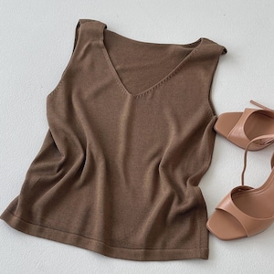 Bronze Silk Sleeveless Top, V Neck Knit Blouse, Minimalist Summer Tank in 100% Silk, Minimalist Summer Luxury Tank